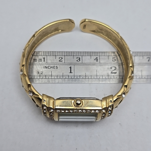 Womens Vintage MOP Embassy by Gruen Watch with Stones GEM1924L New Battery - Picture 8 of 9